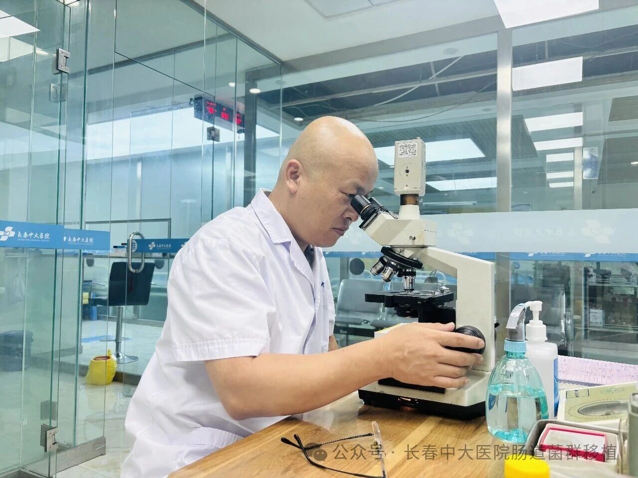 吉安市|高朋磊医师：左手男科临床，右手肠道菌群移植深入研究
